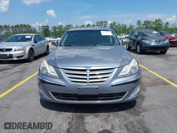 2013 Hyundai Genesis 3.8L with VIN KMHGC4DD1DU256345, listed as a IAAI auction lot 42187431 with 117,528 mi miles and . Bid and sale history available at DreamBid. Image 12.