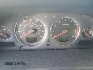 2004 Volvo V70 XC70 with VIN YV1SZ59H841156544, listed as a Copart auction lot 75220694 with 131,943 mi miles and Salvage Title. Bid and sale history available at carsss.com. Image 9.