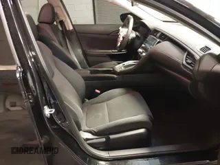2022 Honda Insight EX with VIN 19XZE4F5XNE000492, listed as a IAAI auction lot 41377241 with 29,988 mi miles and . Bid and sale history available at DreamBid. Image 5.