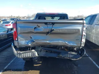2019 Chevrolet Silverado 1500 LT with VIN 1GCUYDED7KZ335641, listed as a IAAI auction lot 41740080 with 89,922 mi miles. Bid and sale history available at carsss.com. Image 16.