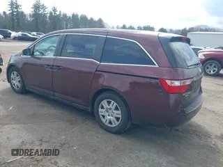 2013 Honda Odyssey LX with VIN 5FNRL5H26DB010444, listed as a IAAI auction lot 42039693 with 173,863 mi miles and . Bid and sale history available at carsss.com. Image 3.