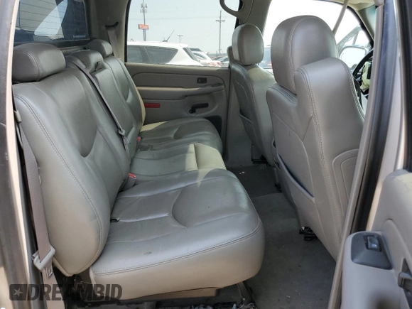 2005 Chevrolet Avalanche Z71 with VIN 3GNEK12Z55G267789, listed as a Copart auction lot 70476584 with 199,006 mi miles and Salvage Title. Bid and sale history available at DreamBid. Image 10.