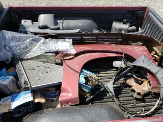 1993 Toyota Pickup z VIN 4TARN81A8PZ090398, wystawiony jako Copart lot #50452745 z przebiegiem Nie podano mil oraz Szkoda całkowita • Salvage title. Historia ofert i sprzedaży dostępna na DreamBid. Obrazek 12.