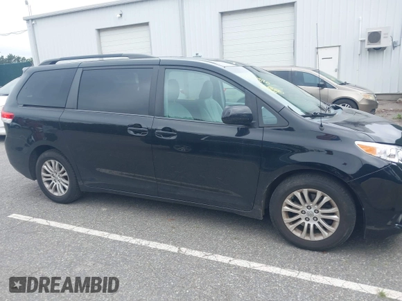 2013 Toyota Sienna XLE AAS with VIN 5TDYK3DCXDS302949, listed as a IAAI auction lot 42611370 with 236,663 mi miles and . Bid and sale history available at DreamBid. Image 13.