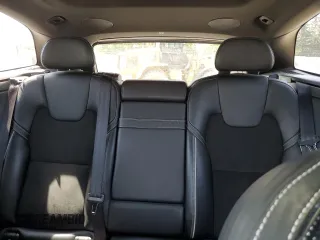 2018 Volvo XC60 R-Design z VIN YV4A22RM8J1000966, wystawiony jako Copart lot #56019245 z przebiegiem 69 195 mil mil oraz Szkoda całkowita • Salvage title. Historia ofert i sprzedaży dostępna na DreamBid. Obrazek 10.