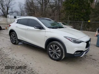 2018 Infiniti QX30 Premium with VIN SJKCH5CR6JA047992, listed as a Copart auction lot 82074053 with 42,479 mi miles. Bid and sale history available at carsss.com. Image 4.
