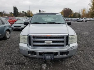2007 Ford Super Duty F-250 XL with VIN 1FTNX20507EA02465, listed as a Copart auction lot 81718954 with 299,543 mi miles and Clean Title. Bid and sale history available at carsss.com. Image 5.