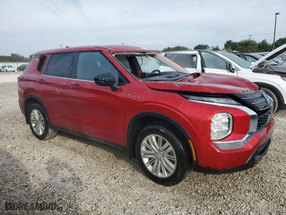 2024 Mitsubishi Outlander ES with VIN JA4J3UA82RZ042924, listed as a Copart auction lot 77023364 with 7,465 mi miles and Non Repairable. Bid and sale history available at carsss.com. Image 4.