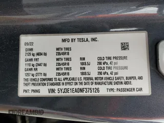 2022 Tesla Model 3 z VIN 5YJ3E1EA0NF375126, wystawiony jako Copart lot #53294925 z przebiegiem 28 318 mil mil oraz Szkoda całkowita • Salvage title. Historia ofert i sprzedaży dostępna na DreamBid. Obrazek 13.