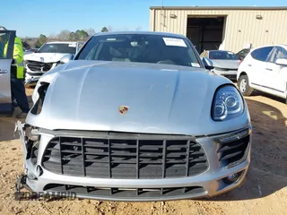 2018 Porsche Macan z VIN WP1AA2A50JLB09807, wystawiony jako IAAI lot #41634432 z przebiegiem 74 357 mil mil oraz . Historia ofert i sprzedaży dostępna na DreamBid. Obrazek 12.