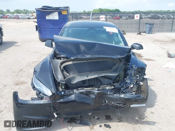2025 Tesla Model 3 Long Range z VIN 5YJ3E1EB0SF919659, wystawiony jako IAAI lot #42128333 z przebiegiem 2 068 mil mil oraz . Historia ofert i sprzedaży dostępna na DreamBid. Obrazek 11.
