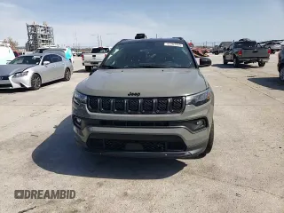 2023 Jeep Compass Altitude z VIN 3C4NJDBN2PT556911, wystawiony jako Copart lot #47703495 z przebiegiem 36 092 mil mil oraz Szkoda całkowita • Salvage title. Historia ofert i sprzedaży dostępna na DreamBid. Obrazek 12.
