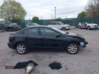 2010 Mazda 3 i Sport with VIN JM1BL1SG9A1216375, listed as a IAAI auction lot 42072138 with Not Provided miles and . Bid and sale history available at carsss.com. Image 14.