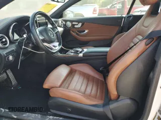 2018 Mercedes-Benz C 43 AMG z VIN WDDWK6EBXJF759860, wystawiony jako Copart lot #62151295 z przebiegiem 63 091 mil mil oraz Szkoda całkowita • Salvage title. Historia ofert i sprzedaży dostępna na DreamBid. Obrazek 7.