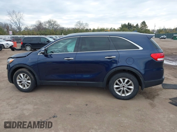 2016 Kia Sorento LX with VIN 5XYPG4A35GG115952, listed as a IAAI auction lot 41868467 with 96,000 mi miles. Bid and sale history available at carsss.com. Image 14.