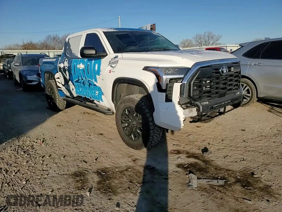 2022 Toyota Tundra 4WD SR5 with VIN 5TFLA5DB0NX053282, listed as a Copart auction lot 83997254 with 13,072 mi miles and Salvage Title. Bid and sale history available at carsss.com. Image 11.