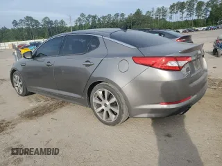 2013 Kia Optima SX с VIN 5XXGR4A6XDG248081, выставлен на аукционе Copart как лот 55997735 с пробегом 122 088 миль миль и Списание • Salvage title. История ставок и продаж доступна на DreamBid. Изображение 2.