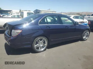 2008 Mercedes-Benz C 300 Sport z VIN WDDGF54X88F055375, wystawiony jako Copart lot #57657925 z przebiegiem 87 558 mil mil oraz Szkoda całkowita • Salvage title. Historia ofert i sprzedaży dostępna na DreamBid. Obrazek 3.