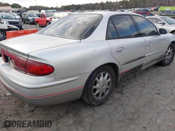 2000 Buick Regal GS with VIN 2G4WF5513Y1334543, listed as a IAAI auction lot 41587426 with 1 mi miles. Bid and sale history available at carsss.com. Image 4.
