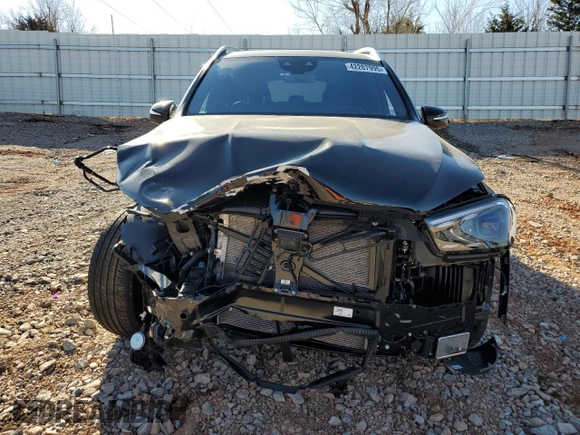 2025 Mercedes-Benz GLE 450 with VIN 4JGFB5KB8SB336062, listed as a Copart auction lot 42207995 with 3,674 mi miles and Salvage title. Bid and sale history available at DreamBid. Image 5.