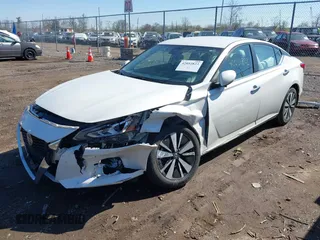 2022 Nissan Altima SV with VIN 1N4BL4DV9NN339529, listed as a IAAI auction lot 42052823 with 62,558 mi miles and . Bid and sale history available at carsss.com. Image 18.