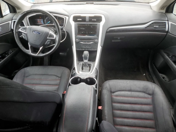 2014 Ford Fusion SE Hybrid with VIN 3FA6P0LU8ER156336, listed as a Copart auction lot 51974765 with 180,814 mi miles and Clean Title. Bid and sale history available at DreamBid. Image 8.