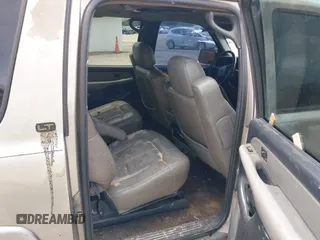 2002 Chevrolet Suburban LT with VIN 1GNEC16Z32J197548, listed as a IAAI auction lot 42258025 with 330,484 mi miles and . Bid and sale history available at DreamBid. Image 8.