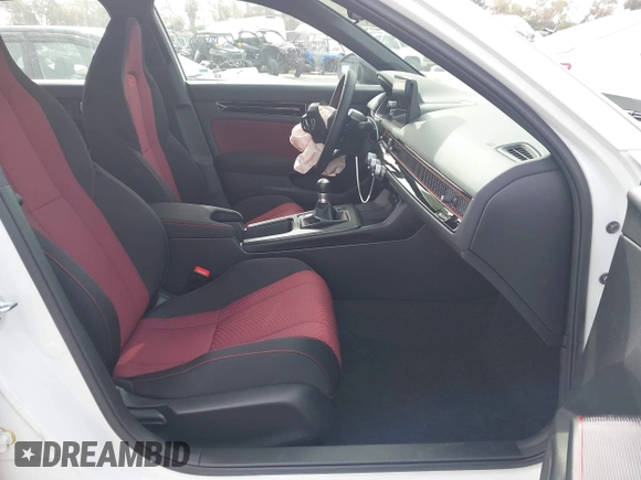 2025 Honda Civic Si with VIN 2HGFE1E52SH473243, listed as a IAAI auction lot 41680486 with 870 mi miles and . Bid and sale history available at DreamBid. Image 5.