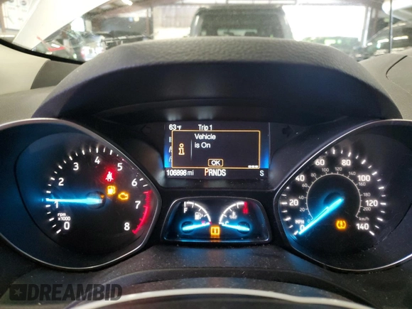 2018 Ford Escape SE z VIN 1FMCU9GD9JUA77812, wystawiony jako Copart lot #57847175 z przebiegiem 106 898 mil mil oraz Czysty tytuł • Clean title. Historia ofert i sprzedaży dostępna na DreamBid. Obrazek 9.