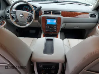 2008 Chevrolet Avalanche LT w/1LT with VIN 3GNEC12J38G182977, listed as a Copart auction lot 81495924 with 144,184 mi miles and Salvage Title. Bid and sale history available at carsss.com. Image 8.