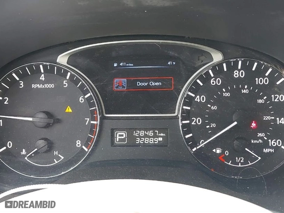 2014 Nissan Pathfinder SV with VIN 5N1AR2MN8EC633911, listed as a IAAI auction lot 41427334 with 128,467 mi miles. Bid and sale history available at carsss.com. Image 15.