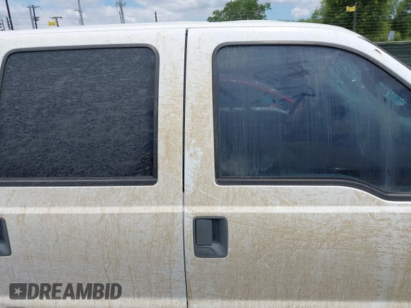 2014 Ford F-250 XL z VIN 1FT7W2B65EEB76210, wystawiony jako IAAI lot #42494326 z przebiegiem Nie podano mil oraz . Historia ofert i sprzedaży dostępna na DreamBid. Obrazek 13.