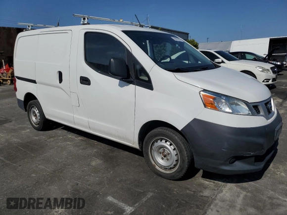 2019 Nissan NV200 S z VIN 3N6CM0KN1KK698735, wystawiony jako Copart lot #55695395 z przebiegiem 140 543 mil mil oraz Szkoda całkowita • Salvage title. Historia ofert i sprzedaży dostępna na DreamBid. Obrazek 4.