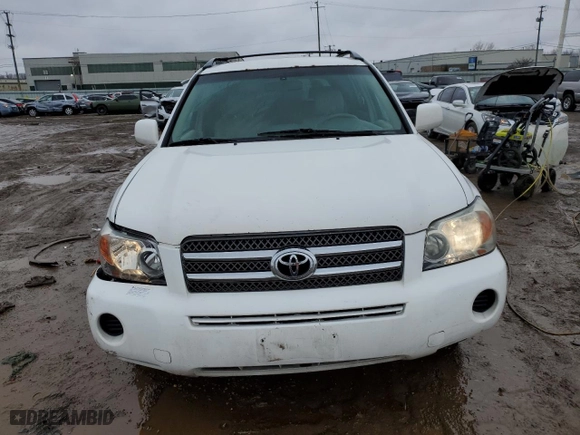 2007 Toyota Highlander Hybrid w/3rd Row with VIN JTEEW21A070045551, listed as a Copart auction lot 48298355 with 238,833 mi miles and Salvage Title. Bid and sale history available at carsss.com. Image 5.