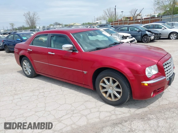 2007 Chrysler 300 C with VIN 2C3KA63H57H684368, listed as a IAAI auction lot 42144972 with 117,478 mi miles. Bid and sale history available at carsss.com. Image 1.