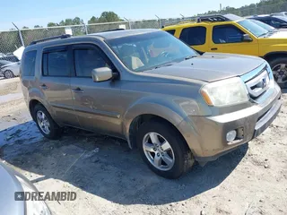 2010 Honda Pilot EX with VIN 5FNYF3H44AB002542, listed as a IAAI auction lot 41839800 with 278,623 mi miles and . Bid and sale history available at carsss.com. Image 1.