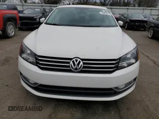 2015 Volkswagen Passat 1.8T Wolfsburg Ed with VIN 1VWAT7A39FC081629, listed as a Copart auction lot 49835715 with 172,540 mi miles and Clean Title. Bid and sale history available at carsss.com. Image 5.