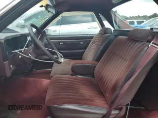 1987 Chevrolet El Camino z VIN 3GCCW80H5HS913373, wystawiony jako Copart lot #77822994 z przebiegiem 89 040 mil mil oraz Szkoda całkowita • Salvage title. Historia ofert i sprzedaży dostępna na DreamBid. Obrazek 7.