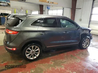 2017 Lincoln MKC Select with VIN 5LMCJ2D90HUL55018, listed as a Copart auction lot 51539275 with 98,938 mi miles and Salvage Title. Bid and sale history available at DreamBid. Image 3.