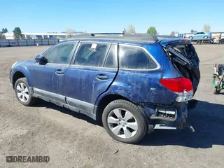 2011 Subaru Outback 2.5i Prem AWP/Pwr Moon with VIN 4S4BRBGC2B3447324, listed as a IAAI auction lot 39946491 with 152,661 mi miles. Bid and sale history available at carsss.com. Image 3.