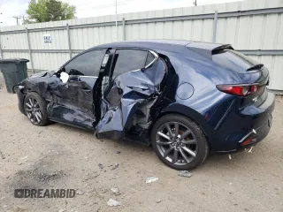2021 Mazda Mazda3 Hatchback Preferred with VIN JM1BPBLL2M1319079, listed as a Copart auction lot 45392553 with 5,608 mi miles. Bid and sale history available at carsss.com. Image 2.