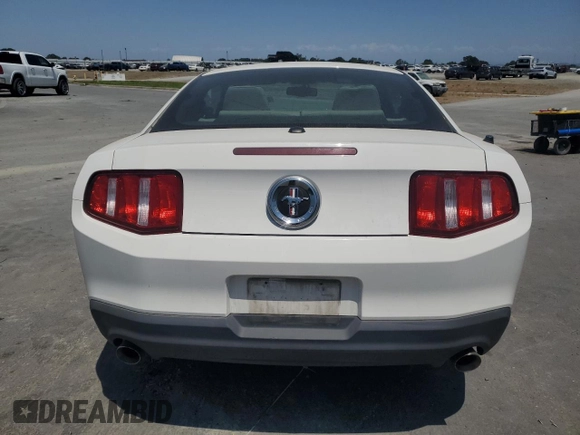 2012 Ford Mustang Premium with VIN 1ZVBP8AM0C5283038, listed as a Copart auction lot 58961615 with 140,727 mi miles and Salvage title. Bid and sale history available at DreamBid. Image 6.