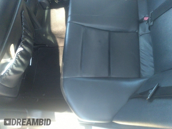 2005 Mercedes-Benz C 320 с VIN WDBRF64J85F666828, выставлен на аукционе IAAI как лот 41214432 с пробегом 269 425 миль миль и . История ставок и продаж доступна на DreamBid. Изображение 8.