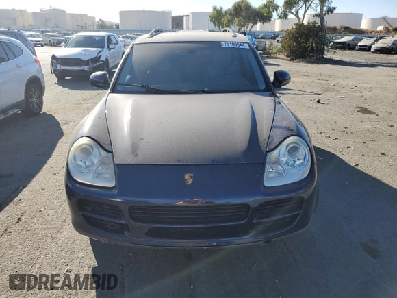 2004 Porsche Cayenne Turbo with VIN WP1AC29P34LA91310, listed as a Copart auction lot 75109944 with 165,993 mi miles and Salvage title. Bid and sale history available at DreamBid. Image 5.