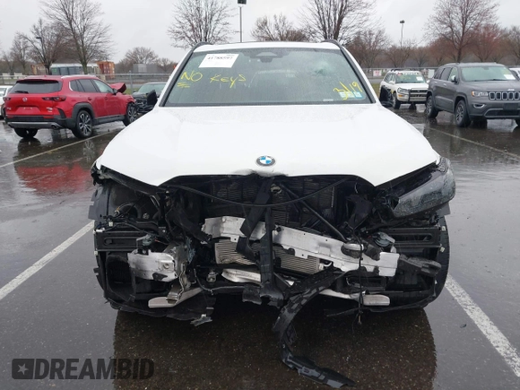 2024 BMW X5 xDrive40i z VIN 5UX23EU04R9V15176, wystawiony jako IAAI lot #41788597 z przebiegiem Nie podano mil oraz . Historia ofert i sprzedaży dostępna na DreamBid. Obrazek 13.