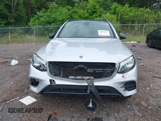 2019 Mercedes-Benz GLC 300 z VIN WDC0G4KB7KV170499, wystawiony jako IAAI lot #42096847 z przebiegiem 81 951 mil mil oraz . Historia ofert i sprzedaży dostępna na DreamBid. Obrazek 12.