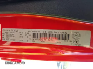 2018 Jeep Wrangler Unlimited Sahara z VIN 1C4HJWEG6JL893798, wystawiony jako IAAI lot #42299351 z przebiegiem Nie podano mil oraz . Historia ofert i sprzedaży dostępna na DreamBid. Obrazek 9.