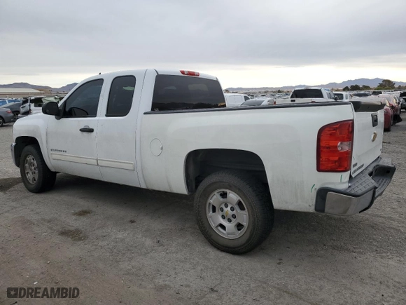 2012 Chevrolet Silverado 1500 LT with VIN 1GCRCSE00CZ266346, listed as a Copart auction lot 49182095 with 136,234 mi miles and Salvage Title. Bid and sale history available at carsss.com. Image 2.