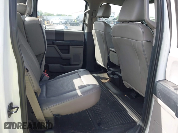 2019 Ford F-350 Platinum with VIN 1FT7W3BTXKEG58288, listed as a IAAI auction lot 42630082 with 161,637 mi miles and . Bid and sale history available at DreamBid. Image 8.