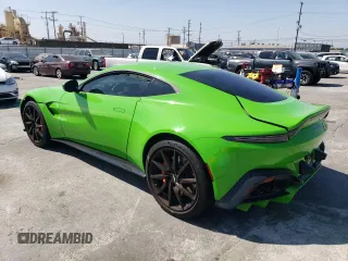 2020 Aston Martin Vantage z VIN SCFSMGAWXLGN04772, wystawiony jako Copart lot #66759284 z przebiegiem 17 757 mil mil oraz Szkody całkowita. Historia ofert i sprzedaży dostępna na DreamBid. Obrazek 2.